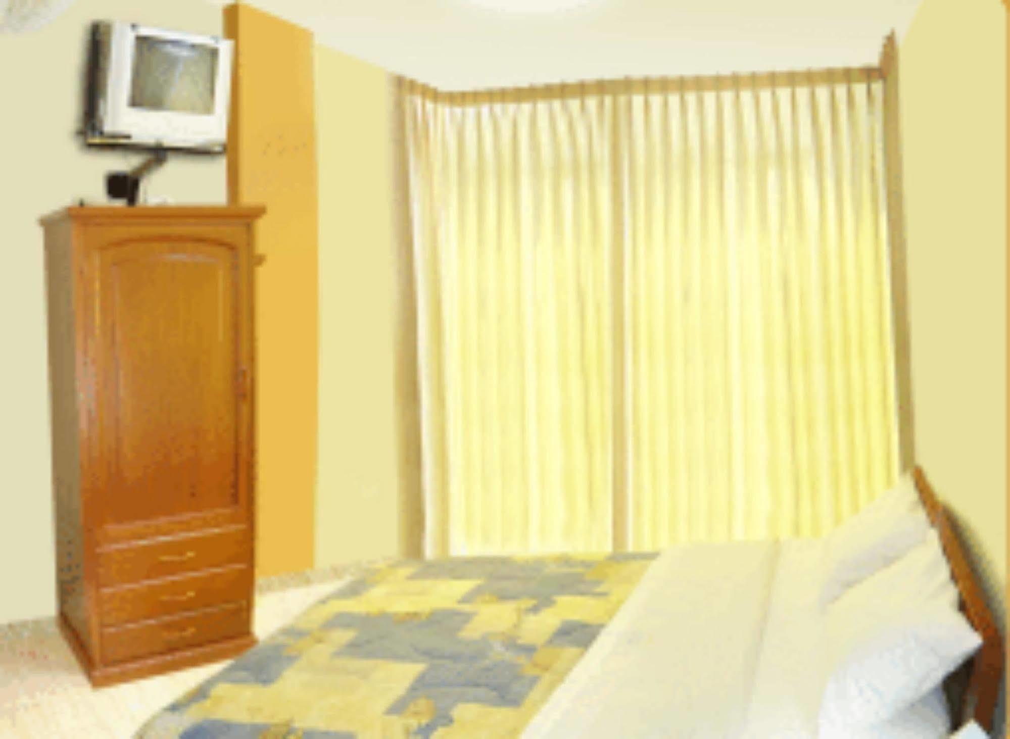 Julio Cesar Hotel بوساداس المظهر الخارجي الصورة