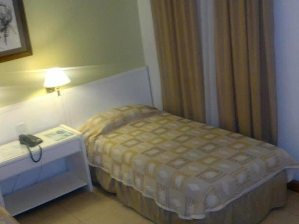 Julio Cesar Hotel بوساداس المظهر الخارجي الصورة